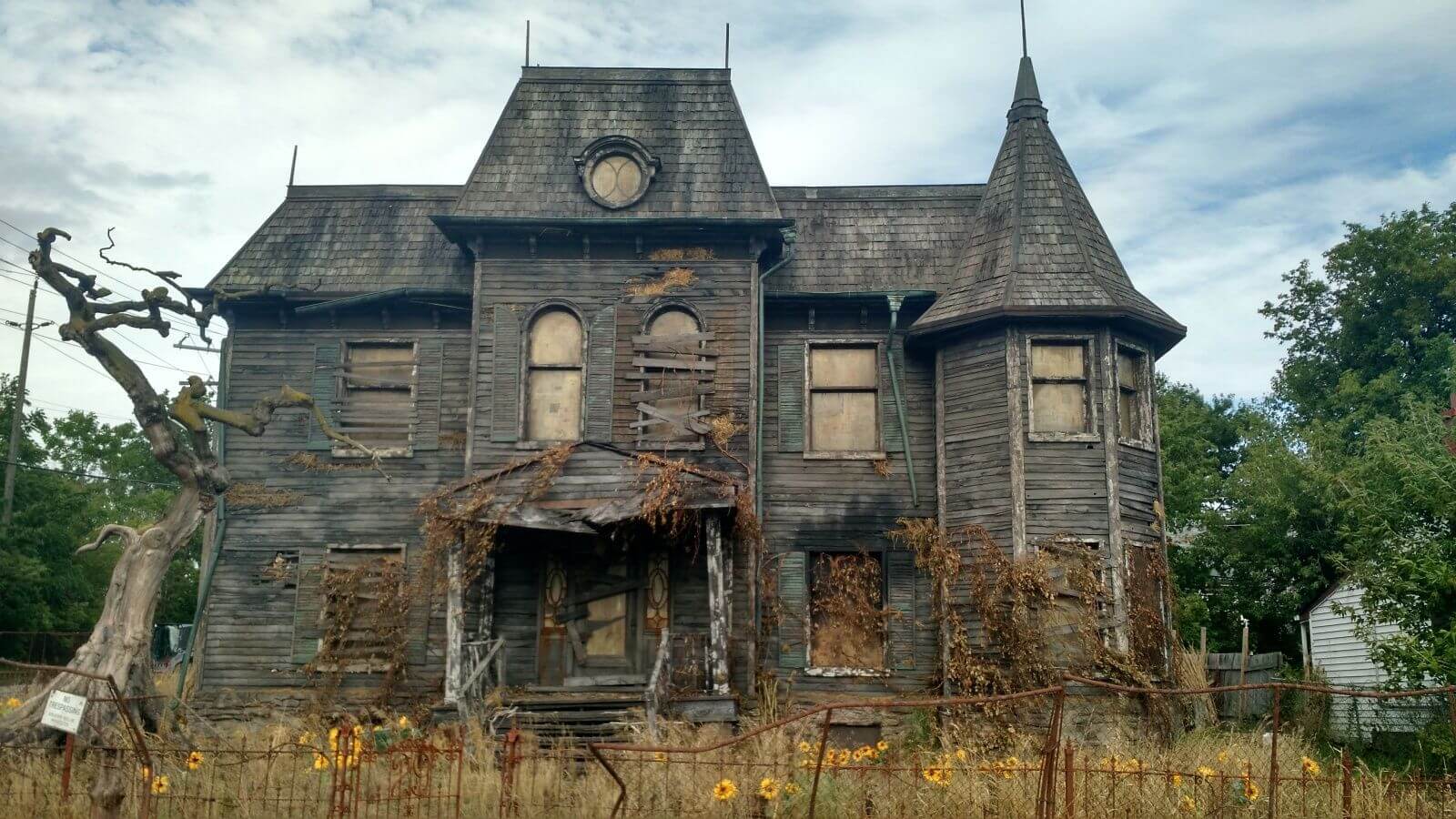 Haunted House Tour