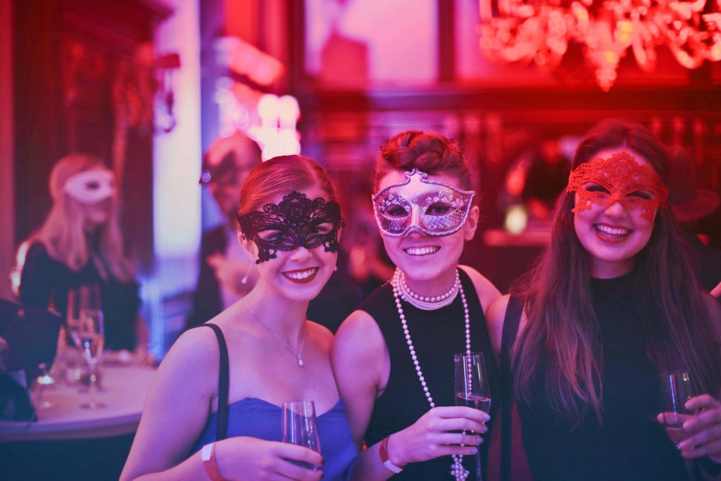 what to wear to a masquerade party